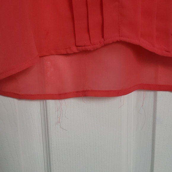 Coral Blouse - Picture 2 of 2